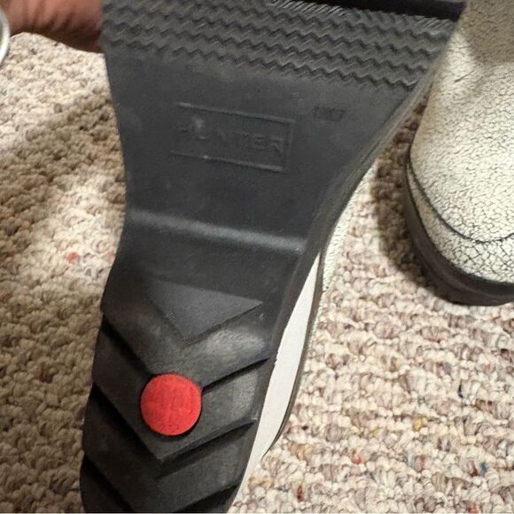 Hunter White Crackle Platform Wedge Chelsea Boot- Size 9 - Picture 8 of 14